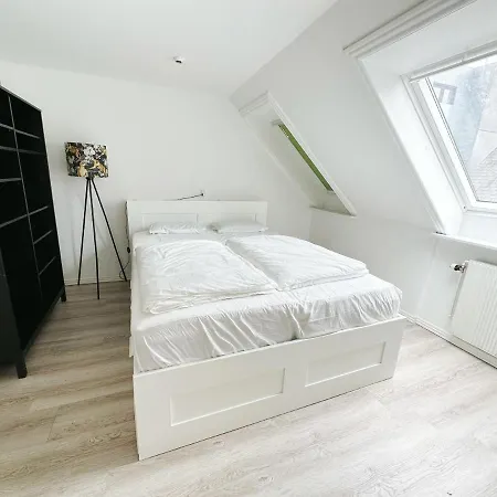 City Center Newly Renovated House *